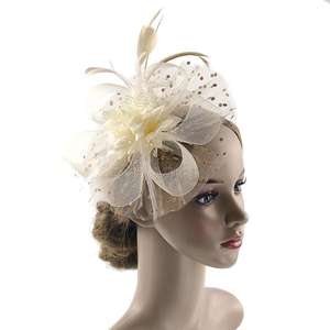 Tocado elegante de plumas para <span class=keywords><strong>novia</strong></span> con <span class=keywords><strong>velo</strong></span> de lunares y pinza para el pelo de flores, tocado de boda de estilo Vintage, sombrero de Festival - Product Image 4