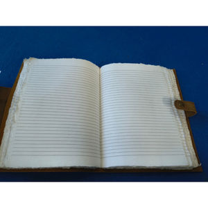 Nuevo cuaderno de cuero impreso de alta gama, encuadernado, con cubierta de cuero única, logotipo personalizado, papel ecológico y cierre con llavero. - Product Image 3