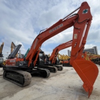 Excavatrice sur chenilles hydraulique Hitachi ZX350HG d'occasion, 35 tonnes, d'origine japonaise, faible nombre d'heures, forte capacité de creusement, cabine propre