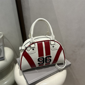 <span class=keywords><strong>Sac</strong></span> <span class=keywords><strong>de</strong></span> golf Boston en PU personnalisé <span class=keywords><strong>de</strong></span> haute qualité <span class=keywords><strong>avec</strong></span> fermeture éclair, doublure en polyester, style féminin tendance pour le voyage <span class=keywords><strong>de</strong></span> golf, directement <span class=keywords><strong>de</strong></span> l'usine - Product Image 3