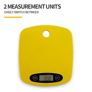 <span class=keywords><strong>Balance</strong></span> de cuisine de couleur <span class=keywords><strong>Macaron</strong></span> de 5kg de vente chaude transfrontalière <span class=keywords><strong>Balance</strong></span> de nutrition LCD domestique Caractéristique antidérapante Trou de suspension pour - Product Image 5