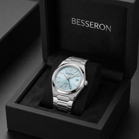 Concevez votre propre montre chinoise de luxe mécanique automatique résistante à l'eau avec cristal saphir, alarme et calendrier perpétuel