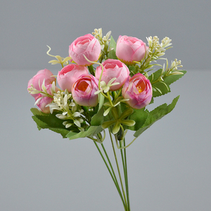 <span class=keywords><strong>Rosa</strong></span> <span class=keywords><strong>di</strong></span> seta artificiale all'ingrosso del mazzo del mazzo della fabbrica della primavera del fiore del tè <span class=keywords><strong>rosa</strong></span> della torta <span class=keywords><strong>di</strong></span> nozze della casa & decorazione <span class=keywords><strong>di</strong></span> natale - Product Image 3