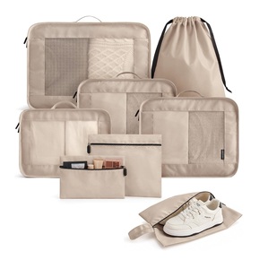 Ensemble de cubes de rangement de voyage personnalisés en polyester léger et imperméable avec sac à linge - Product Image 1