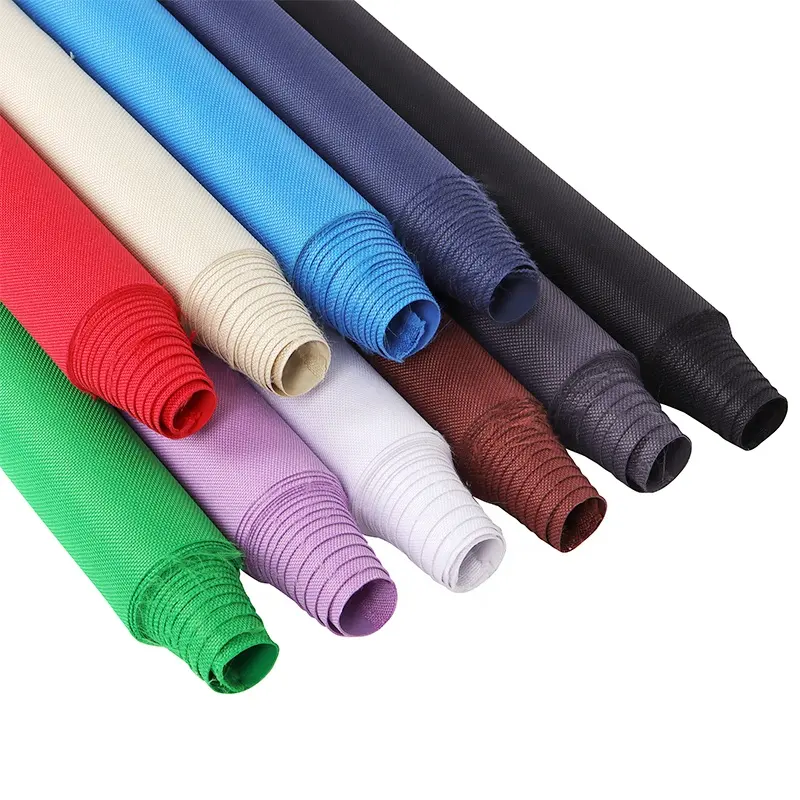 Döşeme tente için 102 renk aşınmaya dayanıklı su geçirmez 600D branda PVC kaplı 100% Polyester Oxford kumaşı