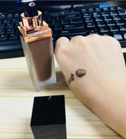 Teint de maquillage vegan, fait à la main, organique et naturel