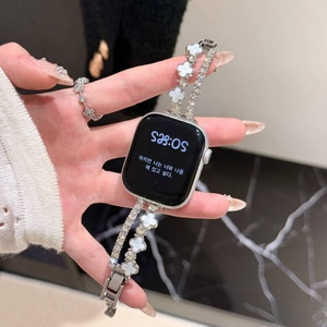 สายนาฬิกา Apple Watch รุ่น Upro แฟชั่นสำหรับสาวๆ ผู้หญิง สายรัดข้อมือโลหะลายดอกไม้ สำหรับ Apple Watch ขนาด 38 มม. 42 มม. 49 มม. - Product Image 4