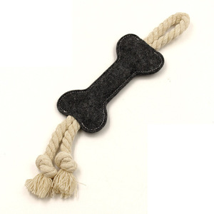 Jouet à mâcher pour animaux de compagnie en forme d'os en feutre, bâton à nœuds en corde durable, jouet interactif pour chien pour nettoyer les dents des chiots - Product Image 3