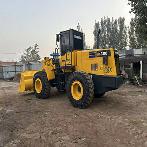 Équipement japonais d'origine en bon état, chargeuse sur pneus Komatsu d'occasion WA 380 WA470 - Product Image 2