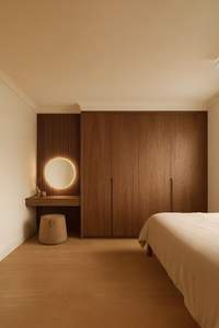 ตู้เสื้อผ้าหรูหรา - ระบบตู้เสื้อผ้าที่สง่างามพร้อมความสวยงามแบบคลาสสิกและโซลูชันการจัดเก็บที่กว้างขวาง - Product Image 2