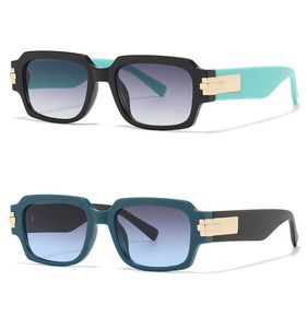 Gafas de Sol Retro Cuadradas con Montura de Concha de Tortuga - Product Image 4