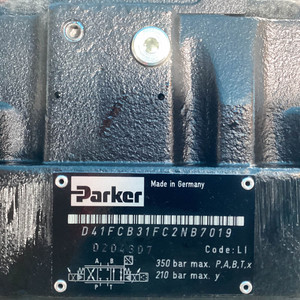 D41FCB31FC2NB70 Distributeur directionnel proportionnel piloté par commande NG16 CETOP 07 200L/min 350Bar Hydraulique - Product Image 3