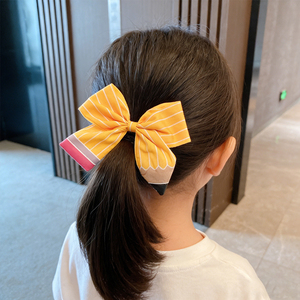 Ensemble d'accessoires pour cheveux pour filles : pinces à cheveux en tissu personnalisées avec nœuds crayon et design créatif, et bandeaux pour la rentrée scolaire - Product Image 4