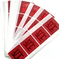 Étiquettes adhésives en rouleau personnalisées avec logo de marque pour l'emballage