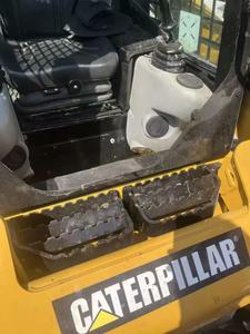 มือสองสำหรับรถตัก226b3 Caterpillar พร้อมการรับประกัน1ปีส่วนประกอบหลักรวมทั้งเครื่องยนต์และพีแอลซี - Product Image 2