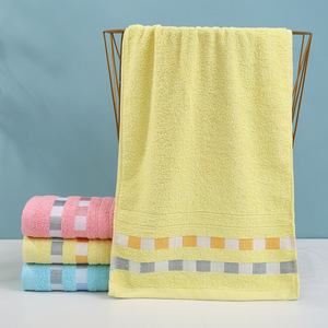Serviette en coton pur à carreaux 35x75cm, serviette pour le visage, pour cadeau, usage général - Product Image 3