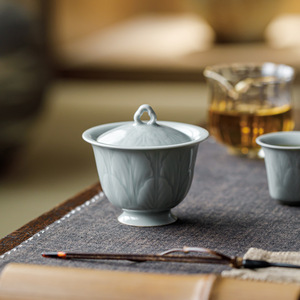 Guanlan Tianqing Ru Kiln Relief Covered Bowl <b>Teacup</b> Sky Blue Porcelain Gaiwan For Kung Fu Tea Set - Product Image 4