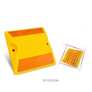 Dissuasore Stradale Riflettente a LED Solare in ABS ad Alta Compressione, Bifacciale, Certificato per la Sicurezza Autostradale - Product Image 6