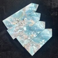 En gros, Points de cristal de quartz rutile bleu ciel naturel poli, sculptés en forme de tour, pour la guérison, la décoration intérieure et les cadeaux de mariage