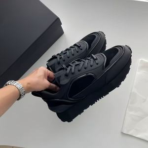 Chaussures de créateur de luxe de haute qualité pour femmes et hommes, baskets décontractées, chaussures de course, baskets rétro de luxe, grande taille 36-45 - Product Image 1