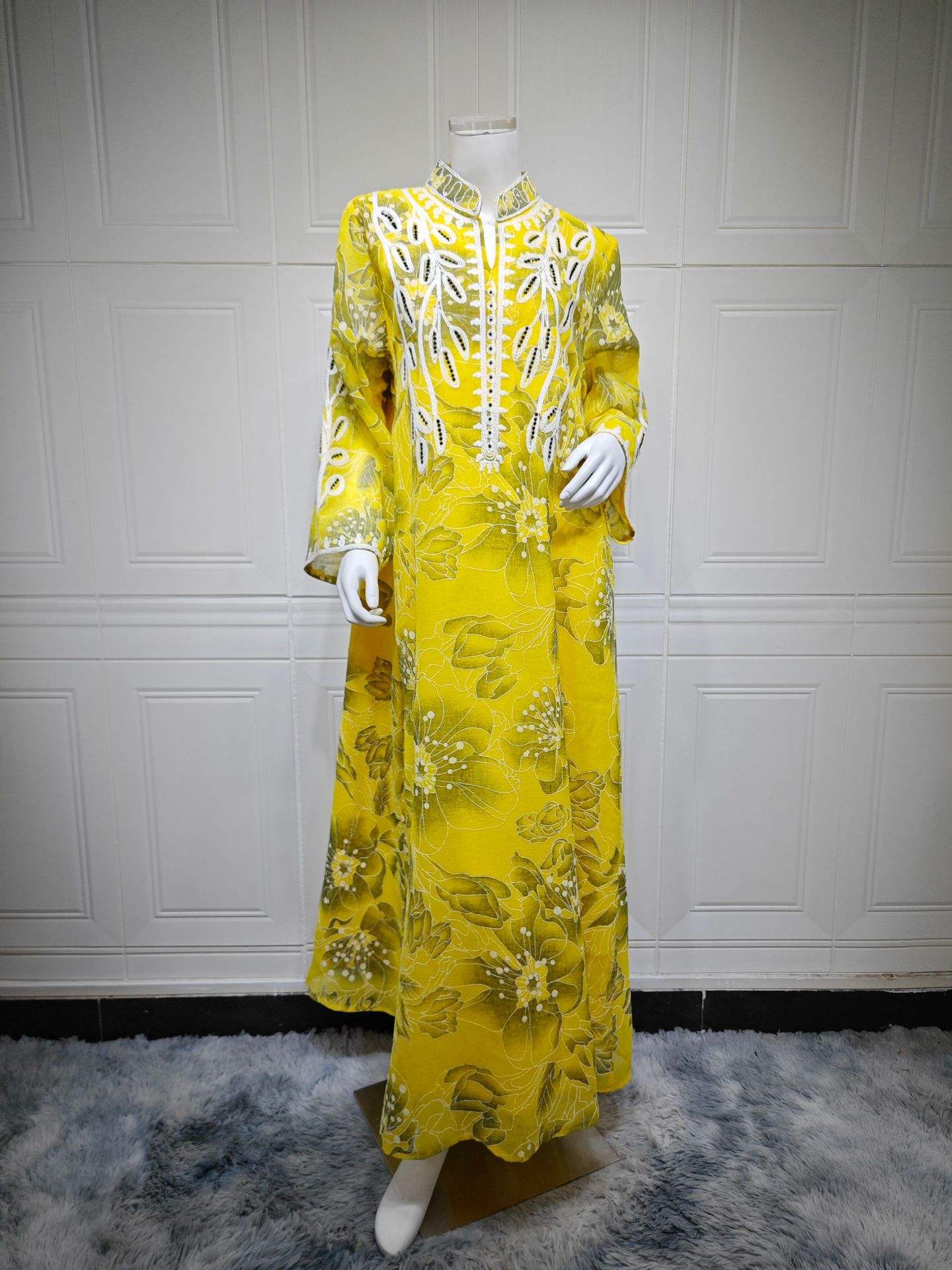 สีเหลือง