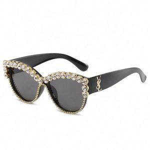 Gafas de Sol de Cristal de Lujo con Logotipo Personalizado, Moda 2020, Gafas de Sol de Diamantes con Diseño de Ojo de Gato para Mujer - Product Image 3