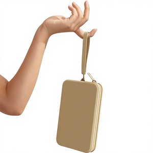 Sac de rangement pour téléphone portable avec matériau en silicone pour cartes d'accès, cartes bancaires, câbles de données, cosmétiques - Utilisation de voyage multi-usage - Product Image 1