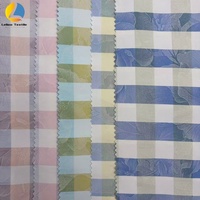 Tissu à carreaux teint en fil avec jacquard floral dissimulé, matière légère en mélange de coton à carreaux pour chemises, robes et chemisiers pour femmes