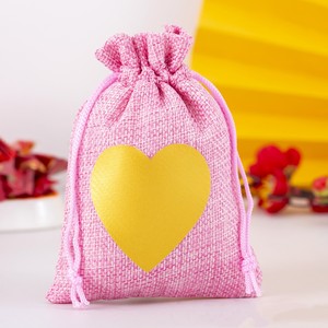 Logotipo personalizado 10*15cm Lino Pequeño Cordón Bolsa de almacenamiento de joyas Reutilizable Forma de corazón Material de yute Embalaje textil para fiesta - Product Image 3