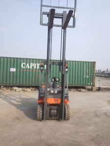 À vendre : Chariot élévateur diesel Heli H2000 de 1,5 tonne, moteur d'origine, faible nombre d'heures de fonctionnement - Product Image 6