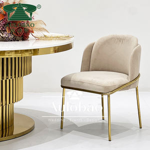 Chaise de salle à manger de luxe en velours à décor de mariage au design métallique - Product Image 1