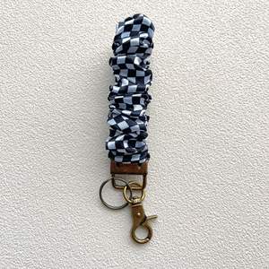 Arrivée Cheveux Accessoires Polyester Tissu Autodéfense Porte-clés Motif Personnalisé Bracelet Chouchou Porte-clés fo - Product Image 4