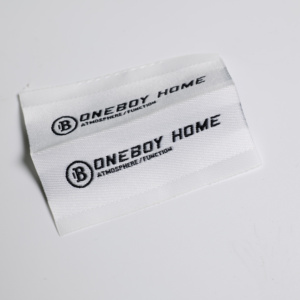 Étiquettes de vêtement tissées personnalisées Étiquettes de cou personnalisées avec logo et taille de marque - Product Image 2