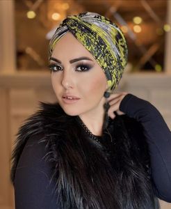Turbante árabe musulmán <span class=keywords><strong>Hijab</strong></span> instantáneo de nuevo diseño, turbante <span class=keywords><strong>Hijab</strong></span> a rayas cosido para mujeres musulmanas de Malasia de colores mezclados - Product Image 2
