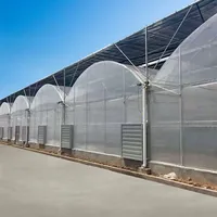 Grande serre automatique à travées multiples pour l'agriculture et l'agriculture contrôlée par le climat avec un matériau PE recouvert de film UV