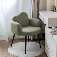 Chaise de maquillage style crème mignonne avec dossier, mobilier pour filles, tabouret de coiffeuse pour célébrités d'Internet, bureau d'étude pour chambre à coucher, vernis à ongles