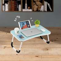 Table de lit réglable de petite taille avec surface en papier mélaminé pour les étudiants en dortoir, support d'ordinateur portable pliable et relevable pour un usage domestique