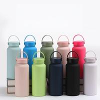 Bouteille d'eau isotherme en acier inoxydable à double paroi de 950 ml, prête à être expédiée, avec couvercle à paille, logo personnalisé, bouteille de sport