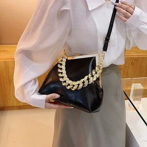 NOUVEAU Sac à bandoulière en PU, forme irrégulière, avec chaîne épaisse et cadre métallique, sac à main de luxe de créateur, <span class=keywords><strong>pochette</strong></span> de soirée - Product Image 4
