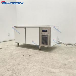 Réfrigérateur professionnel en <span class=keywords><strong>verre</strong></span> pour processus de réfrigération, réfrigérateur-congélateur <span class=keywords><strong>sous</strong></span> comptoir, étagère multi-portes, réfrigérateur commercial <span class=keywords><strong>sous</strong></span> comptoir - Product Image 2