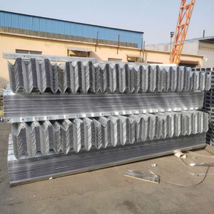 Ray Bảo Vệ Với Chùm Mạ Kẽm Nhúng Nóng AASHTO M180 Giá Bán Chạy Mỗi Mét - Product Image 2