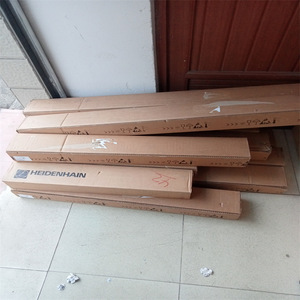 Heidenhain 689694-17 ลิเนียร์สเกล เซ็นเซอร์วัดตำแหน่งความแม่นยำสูง อะไหล่อุตสาหกรรม - Product Image 1
