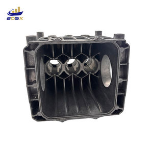 יציקת אלומיניום לחלקי רכב ראש צילינדר וגוף קירור מנוע - Product Image 1