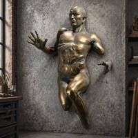 "Inner Power Breakthrough" - Sculpture murale en bronze en relief de torse, avec finitions sur mesure, statue en bronze