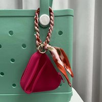 Pochette de rangement portable en silicone pour rouge à lèvres, étui triangulaire pour brillant à lèvres, breloque de sac à main, pochette cosmétique
