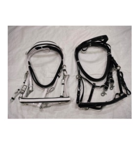 Brida Profesional para Caballos con Hebillas Resistentes para un Ajuste Seguro y un Rendimiento Duradero - Product Image 1