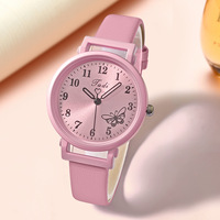 Nouvelle montre à Quartz de mode pour femmes élégant motif papillon mignon cadran Sunburst boîtier en alliage cadran en verre pour les étudiants en Stock