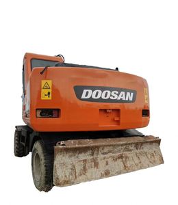 รถขุดมือสอง Doosan DH150 รุ่นปี 2023 พร้อมปั๊มเกียร์บ็อกซ์ แบริ่งคาวาซากิ สำหรับงานก่อสร้างเคลื่อนย้ายดิน - Product Image 1