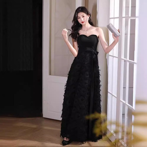 <b>Black</b> Strapless Evening Dress Sweetheart Neckline A-Line Empire Waist <b>Feathers</b> Elegant Formal Wear For Women - Product Image 2