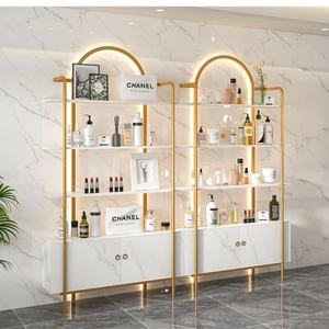 Exhibidor de Productos de Salón de Belleza Zxm, Exhibidor Dorado de Pie para Tienda de Cosméticos, Exhibidor de Cosméticos con Luces LED - Product Image 1